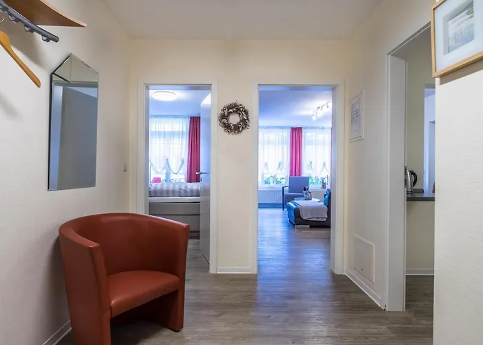 Daire Schroeder - Luise *